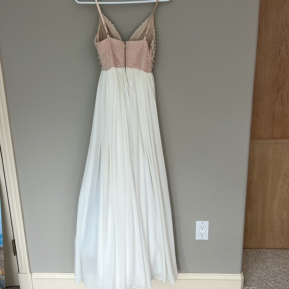 Prom dress - Picture 2 of 7